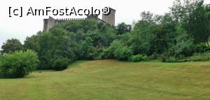[P13] Fortăreața medievală Rocca Borromeo pe drumul de întoarcere (pe care l-am făcut pe jos până în Castelletto, aprox 1 km).  » foto by Aurici
 - 
<span class="allrVoted glyphicon glyphicon-heart hidden" id="av1127693"></span>
<a class="m-l-10 hidden" id="sv1127693" onclick="voting_Foto_DelVot(,1127693,5274)" role="button">șterge vot <span class="glyphicon glyphicon-remove"></span></a>
<a id="v91127693" class=" c-red"  onclick="voting_Foto_SetVot(1127693)" role="button"><span class="glyphicon glyphicon-heart-empty"></span> <b>LIKE</b> = Votează poza</a> <img class="hidden"  id="f1127693W9" src="/imagini/loader.gif" border="0" /><span class="AjErrMes hidden" id="e1127693ErM"></span>