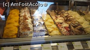 [P12] Cea mai buna gelato » foto by angela_tudose
 - 
<span class="allrVoted glyphicon glyphicon-heart hidden" id="av849602"></span>
<a class="m-l-10 hidden" id="sv849602" onclick="voting_Foto_DelVot(,849602,5274)" role="button">șterge vot <span class="glyphicon glyphicon-remove"></span></a>
<a id="v9849602" class=" c-red"  onclick="voting_Foto_SetVot(849602)" role="button"><span class="glyphicon glyphicon-heart-empty"></span> <b>LIKE</b> = Votează poza</a> <img class="hidden"  id="f849602W9" src="/imagini/loader.gif" border="0" /><span class="AjErrMes hidden" id="e849602ErM"></span>