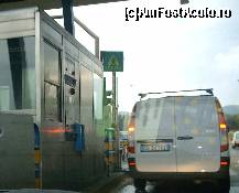 [P13] Punct de taxare pe autostrada ,in Italia. » foto by georgiana
 - 
<span class="allrVoted glyphicon glyphicon-heart hidden" id="av60075"></span>
<a class="m-l-10 hidden" id="sv60075" onclick="voting_Foto_DelVot(,60075,5287)" role="button">șterge vot <span class="glyphicon glyphicon-remove"></span></a>
<a id="v960075" class=" c-red"  onclick="voting_Foto_SetVot(60075)" role="button"><span class="glyphicon glyphicon-heart-empty"></span> <b>LIKE</b> = Votează poza</a> <img class="hidden"  id="f60075W9" src="/imagini/loader.gif" border="0" /><span class="AjErrMes hidden" id="e60075ErM"></span>