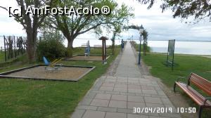 [P05] Balatongyörök - spre ponton » foto by ungureanica
 - 
<span class="allrVoted glyphicon glyphicon-heart hidden" id="av1110079"></span>
<a class="m-l-10 hidden" id="sv1110079" onclick="voting_Foto_DelVot(,1110079,5303)" role="button">șterge vot <span class="glyphicon glyphicon-remove"></span></a>
<a id="v91110079" class=" c-red"  onclick="voting_Foto_SetVot(1110079)" role="button"><span class="glyphicon glyphicon-heart-empty"></span> <b>LIKE</b> = Votează poza</a> <img class="hidden"  id="f1110079W9" src="/imagini/loader.gif" border="0" /><span class="AjErrMes hidden" id="e1110079ErM"></span>