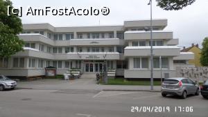 [P01] Tapolca. Clădirea televiziunii locale » foto by ungureanica
 - 
<span class="allrVoted glyphicon glyphicon-heart hidden" id="av1113168"></span>
<a class="m-l-10 hidden" id="sv1113168" onclick="voting_Foto_DelVot(,1113168,5303)" role="button">șterge vot <span class="glyphicon glyphicon-remove"></span></a>
<a id="v91113168" class=" c-red"  onclick="voting_Foto_SetVot(1113168)" role="button"><span class="glyphicon glyphicon-heart-empty"></span> <b>LIKE</b> = Votează poza</a> <img class="hidden"  id="f1113168W9" src="/imagini/loader.gif" border="0" /><span class="AjErrMes hidden" id="e1113168ErM"></span>