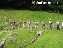 [P03] excursionisti insotiti de profu' lor de istorie » foto by dorgo
 - 
<span class="allrVoted glyphicon glyphicon-heart hidden" id="av89762"></span>
<a class="m-l-10 hidden" id="sv89762" onclick="voting_Foto_DelVot(,89762,5311)" role="button">șterge vot <span class="glyphicon glyphicon-remove"></span></a>
<a id="v989762" class=" c-red"  onclick="voting_Foto_SetVot(89762)" role="button"><span class="glyphicon glyphicon-heart-empty"></span> <b>LIKE</b> = Votează poza</a> <img class="hidden"  id="f89762W9" src="/imagini/loader.gif" border="0" /><span class="AjErrMes hidden" id="e89762ErM"></span>