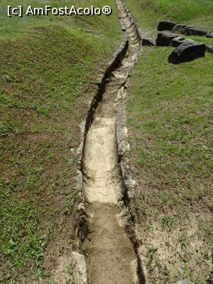 [P15] Canal de drenaj - Sarmizegetusa Regia.  » foto by tata123 🔱
 - 
<span class="allrVoted glyphicon glyphicon-heart hidden" id="av1107728"></span>
<a class="m-l-10 hidden" id="sv1107728" onclick="voting_Foto_DelVot(,1107728,5311)" role="button">șterge vot <span class="glyphicon glyphicon-remove"></span></a>
<a id="v91107728" class=" c-red"  onclick="voting_Foto_SetVot(1107728)" role="button"><span class="glyphicon glyphicon-heart-empty"></span> <b>LIKE</b> = Votează poza</a> <img class="hidden"  id="f1107728W9" src="/imagini/loader.gif" border="0" /><span class="AjErrMes hidden" id="e1107728ErM"></span>