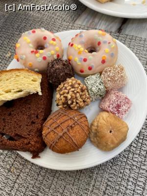 [P13] doar dimineata gaseai mini donuts » foto by vbuti
 - 
<span class="allrVoted glyphicon glyphicon-heart hidden" id="av1324451"></span>
<a class="m-l-10 hidden" id="sv1324451" onclick="voting_Foto_DelVot(,1324451,5312)" role="button">șterge vot <span class="glyphicon glyphicon-remove"></span></a>
<a id="v91324451" class=" c-red"  onclick="voting_Foto_SetVot(1324451)" role="button"><span class="glyphicon glyphicon-heart-empty"></span> <b>LIKE</b> = Votează poza</a> <img class="hidden"  id="f1324451W9" src="/imagini/loader.gif" border="0" /><span class="AjErrMes hidden" id="e1324451ErM"></span>
