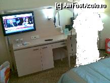 [P03] Grand Belish - televizorul LCD SONY foarte mare. sub el se afla minibarul cu plată » foto by nicole33
 - 
<span class="allrVoted glyphicon glyphicon-heart hidden" id="av292876"></span>
<a class="m-l-10 hidden" id="sv292876" onclick="voting_Foto_DelVot(,292876,5345)" role="button">șterge vot <span class="glyphicon glyphicon-remove"></span></a>
<a id="v9292876" class=" c-red"  onclick="voting_Foto_SetVot(292876)" role="button"><span class="glyphicon glyphicon-heart-empty"></span> <b>LIKE</b> = Votează poza</a> <img class="hidden"  id="f292876W9" src="/imagini/loader.gif" border="0" /><span class="AjErrMes hidden" id="e292876ErM"></span>