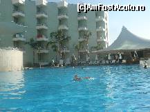 [P09] Piscina hotelului » foto by dumitruanamaria*
 - 
<span class="allrVoted glyphicon glyphicon-heart hidden" id="av406722"></span>
<a class="m-l-10 hidden" id="sv406722" onclick="voting_Foto_DelVot(,406722,5345)" role="button">șterge vot <span class="glyphicon glyphicon-remove"></span></a>
<a id="v9406722" class=" c-red"  onclick="voting_Foto_SetVot(406722)" role="button"><span class="glyphicon glyphicon-heart-empty"></span> <b>LIKE</b> = Votează poza</a> <img class="hidden"  id="f406722W9" src="/imagini/loader.gif" border="0" /><span class="AjErrMes hidden" id="e406722ErM"></span>