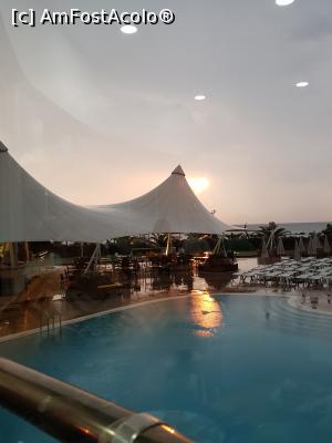 [P02] Ploua la Kusadasi » foto by marival
 - 
<span class="allrVoted glyphicon glyphicon-heart hidden" id="av1087644"></span>
<a class="m-l-10 hidden" id="sv1087644" onclick="voting_Foto_DelVot(,1087644,5345)" role="button">șterge vot <span class="glyphicon glyphicon-remove"></span></a>
<a id="v91087644" class=" c-red"  onclick="voting_Foto_SetVot(1087644)" role="button"><span class="glyphicon glyphicon-heart-empty"></span> <b>LIKE</b> = Votează poza</a> <img class="hidden"  id="f1087644W9" src="/imagini/loader.gif" border="0" /><span class="AjErrMes hidden" id="e1087644ErM"></span>