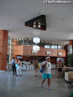 [P07] hotel Grand Belish, Kusadasi-receptia » foto by adryana
 - 
<span class="allrVoted glyphicon glyphicon-heart hidden" id="av528502"></span>
<a class="m-l-10 hidden" id="sv528502" onclick="voting_Foto_DelVot(,528502,5345)" role="button">șterge vot <span class="glyphicon glyphicon-remove"></span></a>
<a id="v9528502" class=" c-red"  onclick="voting_Foto_SetVot(528502)" role="button"><span class="glyphicon glyphicon-heart-empty"></span> <b>LIKE</b> = Votează poza</a> <img class="hidden"  id="f528502W9" src="/imagini/loader.gif" border="0" /><span class="AjErrMes hidden" id="e528502ErM"></span>