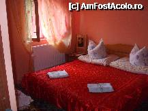 [P05] Camera 2 » foto by Gherase
 - 
<span class="allrVoted glyphicon glyphicon-heart hidden" id="av244738"></span>
<a class="m-l-10 hidden" id="sv244738" onclick="voting_Foto_DelVot(,244738,5349)" role="button">șterge vot <span class="glyphicon glyphicon-remove"></span></a>
<a id="v9244738" class=" c-red"  onclick="voting_Foto_SetVot(244738)" role="button"><span class="glyphicon glyphicon-heart-empty"></span> <b>LIKE</b> = Votează poza</a> <img class="hidden"  id="f244738W9" src="/imagini/loader.gif" border="0" /><span class="AjErrMes hidden" id="e244738ErM"></span>