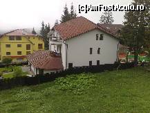 [P03] vila ancora in mai 2010 - vedere din lateral spate: se poate observa superba gradina din spate » foto by irma_ro*
 - 
<span class="allrVoted glyphicon glyphicon-heart hidden" id="av78076"></span>
<a class="m-l-10 hidden" id="sv78076" onclick="voting_Foto_DelVot(,78076,5355)" role="button">șterge vot <span class="glyphicon glyphicon-remove"></span></a>
<a id="v978076" class=" c-red"  onclick="voting_Foto_SetVot(78076)" role="button"><span class="glyphicon glyphicon-heart-empty"></span> <b>LIKE</b> = Votează poza</a> <img class="hidden"  id="f78076W9" src="/imagini/loader.gif" border="0" /><span class="AjErrMes hidden" id="e78076ErM"></span>