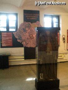 [P21] Memorialul din Sighet - Celula 'Rezistentei anticomuniste din munti'. » foto by presario
 - 
<span class="allrVoted glyphicon glyphicon-heart hidden" id="av62188"></span>
<a class="m-l-10 hidden" id="sv62188" onclick="voting_Foto_DelVot(,62188,5366)" role="button">șterge vot <span class="glyphicon glyphicon-remove"></span></a>
<a id="v962188" class=" c-red"  onclick="voting_Foto_SetVot(62188)" role="button"><span class="glyphicon glyphicon-heart-empty"></span> <b>LIKE</b> = Votează poza</a> <img class="hidden"  id="f62188W9" src="/imagini/loader.gif" border="0" /><span class="AjErrMes hidden" id="e62188ErM"></span>