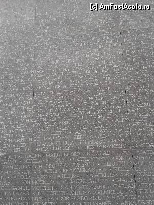 [P20] Memorialul Victimelor Comunismului si al Rezistentei - Sighet, numele gravate...  » foto by creivean
 - 
<span class="allrVoted glyphicon glyphicon-heart hidden" id="av413966"></span>
<a class="m-l-10 hidden" id="sv413966" onclick="voting_Foto_DelVot(,413966,5366)" role="button">șterge vot <span class="glyphicon glyphicon-remove"></span></a>
<a id="v9413966" class=" c-red"  onclick="voting_Foto_SetVot(413966)" role="button"><span class="glyphicon glyphicon-heart-empty"></span> <b>LIKE</b> = Votează poza</a> <img class="hidden"  id="f413966W9" src="/imagini/loader.gif" border="0" /><span class="AjErrMes hidden" id="e413966ErM"></span>