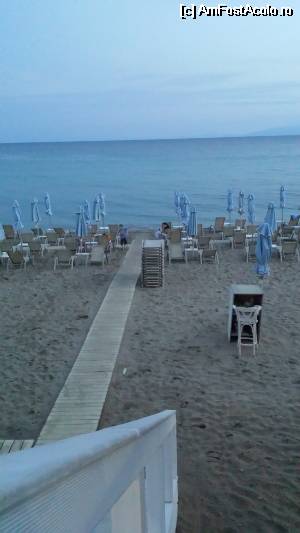 [P01] plaja din fata hotelului aegean blue beach... sezlonguri free » foto by ignatescualina
 - 
<span class="allrVoted glyphicon glyphicon-heart hidden" id="av532035"></span>
<a class="m-l-10 hidden" id="sv532035" onclick="voting_Foto_DelVot(,532035,5388)" role="button">șterge vot <span class="glyphicon glyphicon-remove"></span></a>
<a id="v9532035" class=" c-red"  onclick="voting_Foto_SetVot(532035)" role="button"><span class="glyphicon glyphicon-heart-empty"></span> <b>LIKE</b> = Votează poza</a> <img class="hidden"  id="f532035W9" src="/imagini/loader.gif" border="0" /><span class="AjErrMes hidden" id="e532035ErM"></span>
