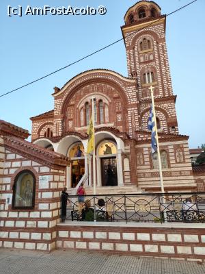 [P24] Biserica din Nea Kallikratia » foto by ilee
 - 
<span class="allrVoted glyphicon glyphicon-heart hidden" id="av1499369"></span>
<a class="m-l-10 hidden" id="sv1499369" onclick="voting_Foto_DelVot(,1499369,5388)" role="button">șterge vot <span class="glyphicon glyphicon-remove"></span></a>
<a id="v91499369" class=" c-red"  onclick="voting_Foto_SetVot(1499369)" role="button"><span class="glyphicon glyphicon-heart-empty"></span> <b>LIKE</b> = Votează poza</a> <img class="hidden"  id="f1499369W9" src="/imagini/loader.gif" border="0" /><span class="AjErrMes hidden" id="e1499369ErM"></span>