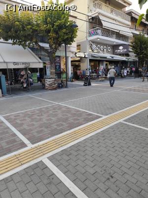 [P04] Strada pietonala din centrul localitatii Nea Kallikratia » foto by ilee
 - 
<span class="allrVoted glyphicon glyphicon-heart hidden" id="av1499349"></span>
<a class="m-l-10 hidden" id="sv1499349" onclick="voting_Foto_DelVot(,1499349,5388)" role="button">șterge vot <span class="glyphicon glyphicon-remove"></span></a>
<a id="v91499349" class=" c-red"  onclick="voting_Foto_SetVot(1499349)" role="button"><span class="glyphicon glyphicon-heart-empty"></span> <b>LIKE</b> = Votează poza</a> <img class="hidden"  id="f1499349W9" src="/imagini/loader.gif" border="0" /><span class="AjErrMes hidden" id="e1499349ErM"></span>