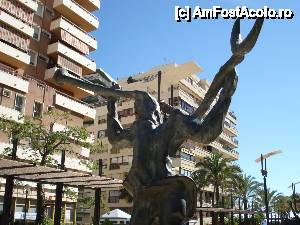 [P06] Marbella și Puerto Banus - sculptură după Dali » foto by nicole33
 - 
<span class="allrVoted glyphicon glyphicon-heart hidden" id="av465089"></span>
<a class="m-l-10 hidden" id="sv465089" onclick="voting_Foto_DelVot(,465089,5391)" role="button">șterge vot <span class="glyphicon glyphicon-remove"></span></a>
<a id="v9465089" class=" c-red"  onclick="voting_Foto_SetVot(465089)" role="button"><span class="glyphicon glyphicon-heart-empty"></span> <b>LIKE</b> = Votează poza</a> <img class="hidden"  id="f465089W9" src="/imagini/loader.gif" border="0" /><span class="AjErrMes hidden" id="e465089ErM"></span>
