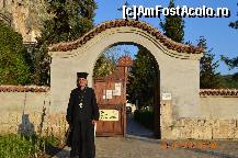 [P55] Parintele Miroslav Pavlov in fata manastirii.  » foto by fregata
 - 
<span class="allrVoted glyphicon glyphicon-heart hidden" id="av414344"></span>
<a class="m-l-10 hidden" id="sv414344" onclick="voting_Foto_DelVot(,414344,5400)" role="button">șterge vot <span class="glyphicon glyphicon-remove"></span></a>
<a id="v9414344" class=" c-red"  onclick="voting_Foto_SetVot(414344)" role="button"><span class="glyphicon glyphicon-heart-empty"></span> <b>LIKE</b> = Votează poza</a> <img class="hidden"  id="f414344W9" src="/imagini/loader.gif" border="0" /><span class="AjErrMes hidden" id="e414344ErM"></span>