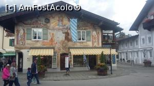 [P18] Altă casă frumoasă în Garmisch-Partenkirchen (' cartierul' Garmisch), Germania.  » foto by traian.leuca †
 - 
<span class="allrVoted glyphicon glyphicon-heart hidden" id="av1057985"></span>
<a class="m-l-10 hidden" id="sv1057985" onclick="voting_Foto_DelVot(,1057985,5408)" role="button">șterge vot <span class="glyphicon glyphicon-remove"></span></a>
<a id="v91057985" class=" c-red"  onclick="voting_Foto_SetVot(1057985)" role="button"><span class="glyphicon glyphicon-heart-empty"></span> <b>LIKE</b> = Votează poza</a> <img class="hidden"  id="f1057985W9" src="/imagini/loader.gif" border="0" /><span class="AjErrMes hidden" id="e1057985ErM"></span>