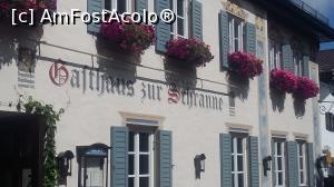 [P08] Flori la ferestre în Garmisch-Partenkirchen (' cartierul' Garmisch), Germania.  » foto by traian.leuca †
 - 
<span class="allrVoted glyphicon glyphicon-heart hidden" id="av1057975"></span>
<a class="m-l-10 hidden" id="sv1057975" onclick="voting_Foto_DelVot(,1057975,5408)" role="button">șterge vot <span class="glyphicon glyphicon-remove"></span></a>
<a id="v91057975" class=" c-red"  onclick="voting_Foto_SetVot(1057975)" role="button"><span class="glyphicon glyphicon-heart-empty"></span> <b>LIKE</b> = Votează poza</a> <img class="hidden"  id="f1057975W9" src="/imagini/loader.gif" border="0" /><span class="AjErrMes hidden" id="e1057975ErM"></span>