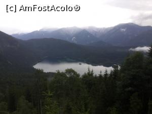 [P15] Si vedem si lacul Eibsee » foto by mishu
 - 
<span class="allrVoted glyphicon glyphicon-heart hidden" id="av990279"></span>
<a class="m-l-10 hidden" id="sv990279" onclick="voting_Foto_DelVot(,990279,5408)" role="button">șterge vot <span class="glyphicon glyphicon-remove"></span></a>
<a id="v9990279" class=" c-red"  onclick="voting_Foto_SetVot(990279)" role="button"><span class="glyphicon glyphicon-heart-empty"></span> <b>LIKE</b> = Votează poza</a> <img class="hidden"  id="f990279W9" src="/imagini/loader.gif" border="0" /><span class="AjErrMes hidden" id="e990279ErM"></span>