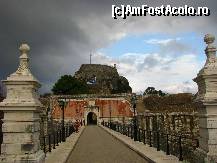 [P22] Intrarea in fortul vechi. » foto by felipe77
 - 
<span class="allrVoted glyphicon glyphicon-heart hidden" id="av63605"></span>
<a class="m-l-10 hidden" id="sv63605" onclick="voting_Foto_DelVot(,63605,5416)" role="button">șterge vot <span class="glyphicon glyphicon-remove"></span></a>
<a id="v963605" class=" c-red"  onclick="voting_Foto_SetVot(63605)" role="button"><span class="glyphicon glyphicon-heart-empty"></span> <b>LIKE</b> = Votează poza</a> <img class="hidden"  id="f63605W9" src="/imagini/loader.gif" border="0" /><span class="AjErrMes hidden" id="e63605ErM"></span>