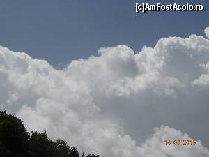 [P48] Cheile Latoritei - Spectaculoase si putin cunoscute. Norii care prevesteau ce avea sa inceapa.  » foto by vega06
 - 
<span class="allrVoted glyphicon glyphicon-heart hidden" id="av628633"></span>
<a class="m-l-10 hidden" id="sv628633" onclick="voting_Foto_DelVot(,628633,5423)" role="button">șterge vot <span class="glyphicon glyphicon-remove"></span></a>
<a id="v9628633" class=" c-red"  onclick="voting_Foto_SetVot(628633)" role="button"><span class="glyphicon glyphicon-heart-empty"></span> <b>LIKE</b> = Votează poza</a> <img class="hidden"  id="f628633W9" src="/imagini/loader.gif" border="0" /><span class="AjErrMes hidden" id="e628633ErM"></span>