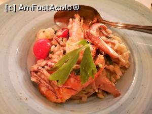 [P23] Marché Restaurant; risotto cu fructe de mare » foto by crismis
 - 
<span class="allrVoted glyphicon glyphicon-heart hidden" id="av1217893"></span>
<a class="m-l-10 hidden" id="sv1217893" onclick="voting_Foto_DelVot(,1217893,5424)" role="button">șterge vot <span class="glyphicon glyphicon-remove"></span></a>
<a id="v91217893" class=" c-red"  onclick="voting_Foto_SetVot(1217893)" role="button"><span class="glyphicon glyphicon-heart-empty"></span> <b>LIKE</b> = Votează poza</a> <img class="hidden"  id="f1217893W9" src="/imagini/loader.gif" border="0" /><span class="AjErrMes hidden" id="e1217893ErM"></span>