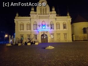 [P05] Palatul Episcopal Ortodox Sârb » foto by Marcumandru
 - 
<span class="allrVoted glyphicon glyphicon-heart hidden" id="av1061738"></span>
<a class="m-l-10 hidden" id="sv1061738" onclick="voting_Foto_DelVot(,1061738,5428)" role="button">șterge vot <span class="glyphicon glyphicon-remove"></span></a>
<a id="v91061738" class=" c-red"  onclick="voting_Foto_SetVot(1061738)" role="button"><span class="glyphicon glyphicon-heart-empty"></span> <b>LIKE</b> = Votează poza</a> <img class="hidden"  id="f1061738W9" src="/imagini/loader.gif" border="0" /><span class="AjErrMes hidden" id="e1061738ErM"></span>