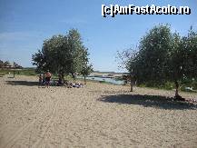 [P13] Plaja Balta Albă văzută din alt unghi. Se pot găsi locuri și la umbră.  » foto by Floryn81
 - 
<span class="allrVoted glyphicon glyphicon-heart hidden" id="av345626"></span>
<a class="m-l-10 hidden" id="sv345626" onclick="voting_Foto_DelVot(,345626,5439)" role="button">șterge vot <span class="glyphicon glyphicon-remove"></span></a>
<a id="v9345626" class=" c-red"  onclick="voting_Foto_SetVot(345626)" role="button"><span class="glyphicon glyphicon-heart-empty"></span> <b>LIKE</b> = Votează poza</a> <img class="hidden"  id="f345626W9" src="/imagini/loader.gif" border="0" /><span class="AjErrMes hidden" id="e345626ErM"></span>