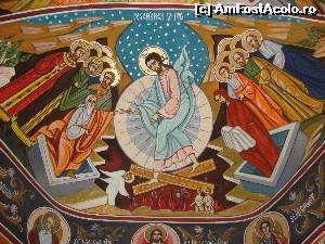 [P36] Schitul Cetățuia - Interiorul paraclisului cu hramul ”Nașterea Maicii Domnului”. Pictura ”Pogorârea la iad” realizată în stil ”fresco”.  » foto by Floryn81
 - 
<span class="allrVoted glyphicon glyphicon-heart hidden" id="av603487"></span>
<a class="m-l-10 hidden" id="sv603487" onclick="voting_Foto_DelVot(,603487,5439)" role="button">șterge vot <span class="glyphicon glyphicon-remove"></span></a>
<a id="v9603487" class=" c-red"  onclick="voting_Foto_SetVot(603487)" role="button"><span class="glyphicon glyphicon-heart-empty"></span> <b>LIKE</b> = Votează poza</a> <img class="hidden"  id="f603487W9" src="/imagini/loader.gif" border="0" /><span class="AjErrMes hidden" id="e603487ErM"></span>