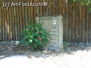 [P20] Pietroasele - In parc, amintind de castrul roman. » foto by iulianic
 - 
<span class="allrVoted glyphicon glyphicon-heart hidden" id="av1305987"></span>
<a class="m-l-10 hidden" id="sv1305987" onclick="voting_Foto_DelVot(,1305987,5439)" role="button">șterge vot <span class="glyphicon glyphicon-remove"></span></a>
<a id="v91305987" class=" c-red"  onclick="voting_Foto_SetVot(1305987)" role="button"><span class="glyphicon glyphicon-heart-empty"></span> <b>LIKE</b> = Votează poza</a> <img class="hidden"  id="f1305987W9" src="/imagini/loader.gif" border="0" /><span class="AjErrMes hidden" id="e1305987ErM"></span>