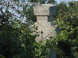 [P03] Intre Sahateni si Naeni. Pe drumul dintre vii, spre Crucea Manafului, alte cruci de piatra. » foto by iulianic
 - 
<span class="allrVoted glyphicon glyphicon-heart hidden" id="av1305970"></span>
<a class="m-l-10 hidden" id="sv1305970" onclick="voting_Foto_DelVot(,1305970,5439)" role="button">șterge vot <span class="glyphicon glyphicon-remove"></span></a>
<a id="v91305970" class=" c-red"  onclick="voting_Foto_SetVot(1305970)" role="button"><span class="glyphicon glyphicon-heart-empty"></span> <b>LIKE</b> = Votează poza</a> <img class="hidden"  id="f1305970W9" src="/imagini/loader.gif" border="0" /><span class="AjErrMes hidden" id="e1305970ErM"></span>