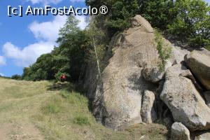[P20] Schiturile Rupestre Bozioru, Poiana Cozanei, Stânca reper și Poteca pe care mergem mai departe... » foto by mprofeanu
 - 
<span class="allrVoted glyphicon glyphicon-heart hidden" id="av1409669"></span>
<a class="m-l-10 hidden" id="sv1409669" onclick="voting_Foto_DelVot(,1409669,5439)" role="button">șterge vot <span class="glyphicon glyphicon-remove"></span></a>
<a id="v91409669" class=" c-red"  onclick="voting_Foto_SetVot(1409669)" role="button"><span class="glyphicon glyphicon-heart-empty"></span> <b>LIKE</b> = Votează poza</a> <img class="hidden"  id="f1409669W9" src="/imagini/loader.gif" border="0" /><span class="AjErrMes hidden" id="e1409669ErM"></span>