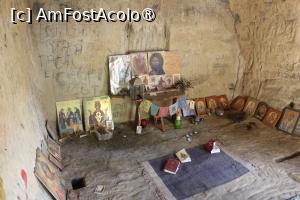 [P28] Schiturile Rupestre, Chilia lui Dionisie Torcătorul, Interior » foto by mprofeanu
 - 
<span class="allrVoted glyphicon glyphicon-heart hidden" id="av1409677"></span>
<a class="m-l-10 hidden" id="sv1409677" onclick="voting_Foto_DelVot(,1409677,5439)" role="button">șterge vot <span class="glyphicon glyphicon-remove"></span></a>
<a id="v91409677" class=" c-red"  onclick="voting_Foto_SetVot(1409677)" role="button"><span class="glyphicon glyphicon-heart-empty"></span> <b>LIKE</b> = Votează poza</a> <img class="hidden"  id="f1409677W9" src="/imagini/loader.gif" border="0" /><span class="AjErrMes hidden" id="e1409677ErM"></span>