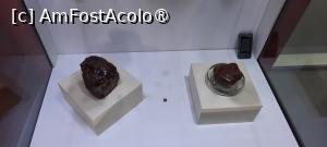 [P14] Colți, Județul Buzău, Muzeul Chihlimbarului, Etaj, Sala 2 „Chihlimbarul. Istoric și rafinament”, Bucăți de chihlimbar, culori deosebite, rare... » foto by mprofeanu
 - 
<span class="allrVoted glyphicon glyphicon-heart hidden" id="av1413608"></span>
<a class="m-l-10 hidden" id="sv1413608" onclick="voting_Foto_DelVot(,1413608,5439)" role="button">șterge vot <span class="glyphicon glyphicon-remove"></span></a>
<a id="v91413608" class=" c-red"  onclick="voting_Foto_SetVot(1413608)" role="button"><span class="glyphicon glyphicon-heart-empty"></span> <b>LIKE</b> = Votează poza</a> <img class="hidden"  id="f1413608W9" src="/imagini/loader.gif" border="0" /><span class="AjErrMes hidden" id="e1413608ErM"></span>