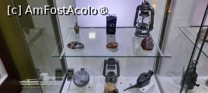 [P07] Colți, Județul Buzău, Muzeul Chihlimbarului, Etajul I, Sala 1 „Extragerea și prelucrarea chihlimbarului”, Obiecte folosite de căutătorii de chihlimbar » foto by mprofeanu
 - 
<span class="allrVoted glyphicon glyphicon-heart hidden" id="av1413601"></span>
<a class="m-l-10 hidden" id="sv1413601" onclick="voting_Foto_DelVot(,1413601,5439)" role="button">șterge vot <span class="glyphicon glyphicon-remove"></span></a>
<a id="v91413601" class=" c-red"  onclick="voting_Foto_SetVot(1413601)" role="button"><span class="glyphicon glyphicon-heart-empty"></span> <b>LIKE</b> = Votează poza</a> <img class="hidden"  id="f1413601W9" src="/imagini/loader.gif" border="0" /><span class="AjErrMes hidden" id="e1413601ErM"></span>