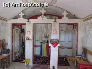 [P31] interiorul bisericutei de la Satul Dacic » foto by adri-nico
 - 
<span class="allrVoted glyphicon glyphicon-heart hidden" id="av782186"></span>
<a class="m-l-10 hidden" id="sv782186" onclick="voting_Foto_DelVot(,782186,5439)" role="button">șterge vot <span class="glyphicon glyphicon-remove"></span></a>
<a id="v9782186" class=" c-red"  onclick="voting_Foto_SetVot(782186)" role="button"><span class="glyphicon glyphicon-heart-empty"></span> <b>LIKE</b> = Votează poza</a> <img class="hidden"  id="f782186W9" src="/imagini/loader.gif" border="0" /><span class="AjErrMes hidden" id="e782186ErM"></span>
