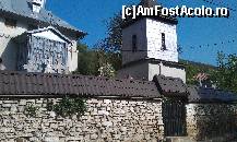 [P09] Zid din piatră şi clopotniţă, biserica veche din localitatea Colţi, jud. Buzău.  » foto by traian.leuca †
 - 
<span class="allrVoted glyphicon glyphicon-heart hidden" id="av419114"></span>
<a class="m-l-10 hidden" id="sv419114" onclick="voting_Foto_DelVot(,419114,5439)" role="button">șterge vot <span class="glyphicon glyphicon-remove"></span></a>
<a id="v9419114" class=" c-red"  onclick="voting_Foto_SetVot(419114)" role="button"><span class="glyphicon glyphicon-heart-empty"></span> <b>LIKE</b> = Votează poza</a> <img class="hidden"  id="f419114W9" src="/imagini/loader.gif" border="0" /><span class="AjErrMes hidden" id="e419114ErM"></span>