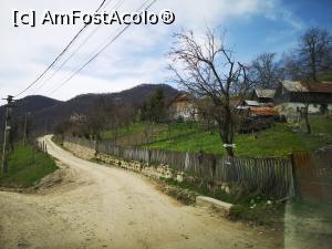[P36] Peisaj rural în Ținutul Buzăului; spre Focul Viu » foto by crismis
 - 
<span class="allrVoted glyphicon glyphicon-heart hidden" id="av1230414"></span>
<a class="m-l-10 hidden" id="sv1230414" onclick="voting_Foto_DelVot(,1230414,5439)" role="button">șterge vot <span class="glyphicon glyphicon-remove"></span></a>
<a id="v91230414" class=" c-red"  onclick="voting_Foto_SetVot(1230414)" role="button"><span class="glyphicon glyphicon-heart-empty"></span> <b>LIKE</b> = Votează poza</a> <img class="hidden"  id="f1230414W9" src="/imagini/loader.gif" border="0" /><span class="AjErrMes hidden" id="e1230414ErM"></span>