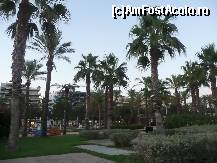 [P03] totpe aleea de promenada » foto by celeste
 - 
<span class="allrVoted glyphicon glyphicon-heart hidden" id="av92547"></span>
<a class="m-l-10 hidden" id="sv92547" onclick="voting_Foto_DelVot(,92547,5455)" role="button">șterge vot <span class="glyphicon glyphicon-remove"></span></a>
<a id="v992547" class=" c-red"  onclick="voting_Foto_SetVot(92547)" role="button"><span class="glyphicon glyphicon-heart-empty"></span> <b>LIKE</b> = Votează poza</a> <img class="hidden"  id="f92547W9" src="/imagini/loader.gif" border="0" /><span class="AjErrMes hidden" id="e92547ErM"></span>