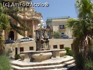 [P14] Fântâna cu o statuia lui Hercule din faţa Chiesa di San Domenico » foto by irinad
 - 
<span class="allrVoted glyphicon glyphicon-heart hidden" id="av882033"></span>
<a class="m-l-10 hidden" id="sv882033" onclick="voting_Foto_DelVot(,882033,5466)" role="button">șterge vot <span class="glyphicon glyphicon-remove"></span></a>
<a id="v9882033" class=" c-red"  onclick="voting_Foto_SetVot(882033)" role="button"><span class="glyphicon glyphicon-heart-empty"></span> <b>LIKE</b> = Votează poza</a> <img class="hidden"  id="f882033W9" src="/imagini/loader.gif" border="0" /><span class="AjErrMes hidden" id="e882033ErM"></span>