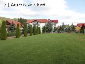 [P13] Casa Elena - terenul de joacă, se văd și Vilele E și F în plan îndepărtat » foto by ANILU
 - 
<span class="allrVoted glyphicon glyphicon-heart hidden" id="av863029"></span>
<a class="m-l-10 hidden" id="sv863029" onclick="voting_Foto_DelVot(,863029,5479)" role="button">șterge vot <span class="glyphicon glyphicon-remove"></span></a>
<a id="v9863029" class=" c-red"  onclick="voting_Foto_SetVot(863029)" role="button"><span class="glyphicon glyphicon-heart-empty"></span> <b>LIKE</b> = Votează poza</a> <img class="hidden"  id="f863029W9" src="/imagini/loader.gif" border="0" /><span class="AjErrMes hidden" id="e863029ErM"></span>