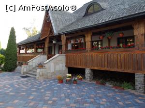 [P06] Casa Elena - Restaurantul » foto by ANILU
 - 
<span class="allrVoted glyphicon glyphicon-heart hidden" id="av863022"></span>
<a class="m-l-10 hidden" id="sv863022" onclick="voting_Foto_DelVot(,863022,5479)" role="button">șterge vot <span class="glyphicon glyphicon-remove"></span></a>
<a id="v9863022" class=" c-red"  onclick="voting_Foto_SetVot(863022)" role="button"><span class="glyphicon glyphicon-heart-empty"></span> <b>LIKE</b> = Votează poza</a> <img class="hidden"  id="f863022W9" src="/imagini/loader.gif" border="0" /><span class="AjErrMes hidden" id="e863022ErM"></span>
