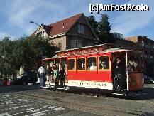 [P13] Cable Car on Hyde Street » foto by gigelush72
 - 
<span class="allrVoted glyphicon glyphicon-heart hidden" id="av125147"></span>
<a class="m-l-10 hidden" id="sv125147" onclick="voting_Foto_DelVot(,125147,5485)" role="button">șterge vot <span class="glyphicon glyphicon-remove"></span></a>
<a id="v9125147" class=" c-red"  onclick="voting_Foto_SetVot(125147)" role="button"><span class="glyphicon glyphicon-heart-empty"></span> <b>LIKE</b> = Votează poza</a> <img class="hidden"  id="f125147W9" src="/imagini/loader.gif" border="0" /><span class="AjErrMes hidden" id="e125147ErM"></span>