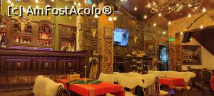 [P30] Imagine din interiorul restaurantului » foto by fregata
 - 
<span class="allrVoted glyphicon glyphicon-heart hidden" id="av1366132"></span>
<a class="m-l-10 hidden" id="sv1366132" onclick="voting_Foto_DelVot(,1366132,5493)" role="button">șterge vot <span class="glyphicon glyphicon-remove"></span></a>
<a id="v91366132" class=" c-red"  onclick="voting_Foto_SetVot(1366132)" role="button"><span class="glyphicon glyphicon-heart-empty"></span> <b>LIKE</b> = Votează poza</a> <img class="hidden"  id="f1366132W9" src="/imagini/loader.gif" border="0" /><span class="AjErrMes hidden" id="e1366132ErM"></span>