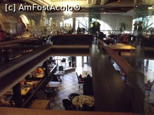 [P08] Privire de ansamblu de sus, de la bar, asupra restaurantului » foto by irinad
 - 
<span class="allrVoted glyphicon glyphicon-heart hidden" id="av843725"></span>
<a class="m-l-10 hidden" id="sv843725" onclick="voting_Foto_DelVot(,843725,5493)" role="button">șterge vot <span class="glyphicon glyphicon-remove"></span></a>
<a id="v9843725" class=" c-red"  onclick="voting_Foto_SetVot(843725)" role="button"><span class="glyphicon glyphicon-heart-empty"></span> <b>LIKE</b> = Votează poza</a> <img class="hidden"  id="f843725W9" src="/imagini/loader.gif" border="0" /><span class="AjErrMes hidden" id="e843725ErM"></span>