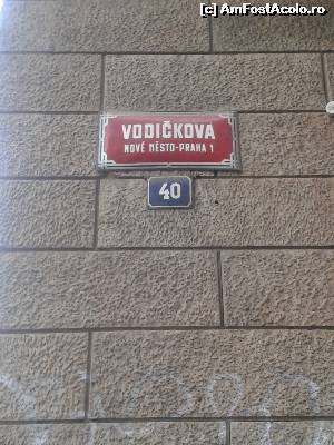 [P04] Pragheza_Gotica Pub Crawl - pe aceasta strada mergeti spre beraria Jedova Chyse » foto by Pragheza_Gotica
 - 
<span class="allrVoted glyphicon glyphicon-heart hidden" id="av557371"></span>
<a class="m-l-10 hidden" id="sv557371" onclick="voting_Foto_DelVot(,557371,5497)" role="button">șterge vot <span class="glyphicon glyphicon-remove"></span></a>
<a id="v9557371" class=" c-red"  onclick="voting_Foto_SetVot(557371)" role="button"><span class="glyphicon glyphicon-heart-empty"></span> <b>LIKE</b> = Votează poza</a> <img class="hidden"  id="f557371W9" src="/imagini/loader.gif" border="0" /><span class="AjErrMes hidden" id="e557371ErM"></span>