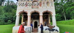 [P10] Țițești, Argeș, Mănăstirea Valea Mănăstirii, Biserica Sf. Treime, Fațada vestică » foto by mprofeanu
 - 
<span class="allrVoted glyphicon glyphicon-heart hidden" id="av1370927"></span>
<a class="m-l-10 hidden" id="sv1370927" onclick="voting_Foto_DelVot(,1370927,5499)" role="button">șterge vot <span class="glyphicon glyphicon-remove"></span></a>
<a id="v91370927" class=" c-red"  onclick="voting_Foto_SetVot(1370927)" role="button"><span class="glyphicon glyphicon-heart-empty"></span> <b>LIKE</b> = Votează poza</a> <img class="hidden"  id="f1370927W9" src="/imagini/loader.gif" border="0" /><span class="AjErrMes hidden" id="e1370927ErM"></span>