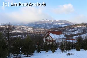 [P33] Corbeni, Case noi în vechiul Sat Antonești » foto by mprofeanu
 - 
<span class="allrVoted glyphicon glyphicon-heart hidden" id="av1127482"></span>
<a class="m-l-10 hidden" id="sv1127482" onclick="voting_Foto_DelVot(,1127482,5499)" role="button">șterge vot <span class="glyphicon glyphicon-remove"></span></a>
<a id="v91127482" class=" c-red"  onclick="voting_Foto_SetVot(1127482)" role="button"><span class="glyphicon glyphicon-heart-empty"></span> <b>LIKE</b> = Votează poza</a> <img class="hidden"  id="f1127482W9" src="/imagini/loader.gif" border="0" /><span class="AjErrMes hidden" id="e1127482ErM"></span>
