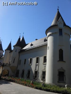 [P24] Carei - Castelul Karolyi. » foto by iulianic
 - 
<span class="allrVoted glyphicon glyphicon-heart hidden" id="av1317119"></span>
<a class="m-l-10 hidden" id="sv1317119" onclick="voting_Foto_DelVot(,1317119,5504)" role="button">șterge vot <span class="glyphicon glyphicon-remove"></span></a>
<a id="v91317119" class=" c-red"  onclick="voting_Foto_SetVot(1317119)" role="button"><span class="glyphicon glyphicon-heart-empty"></span> <b>LIKE</b> = Votează poza</a> <img class="hidden"  id="f1317119W9" src="/imagini/loader.gif" border="0" /><span class="AjErrMes hidden" id="e1317119ErM"></span>